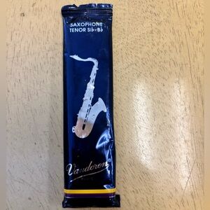 Vandoren saxophone tenor